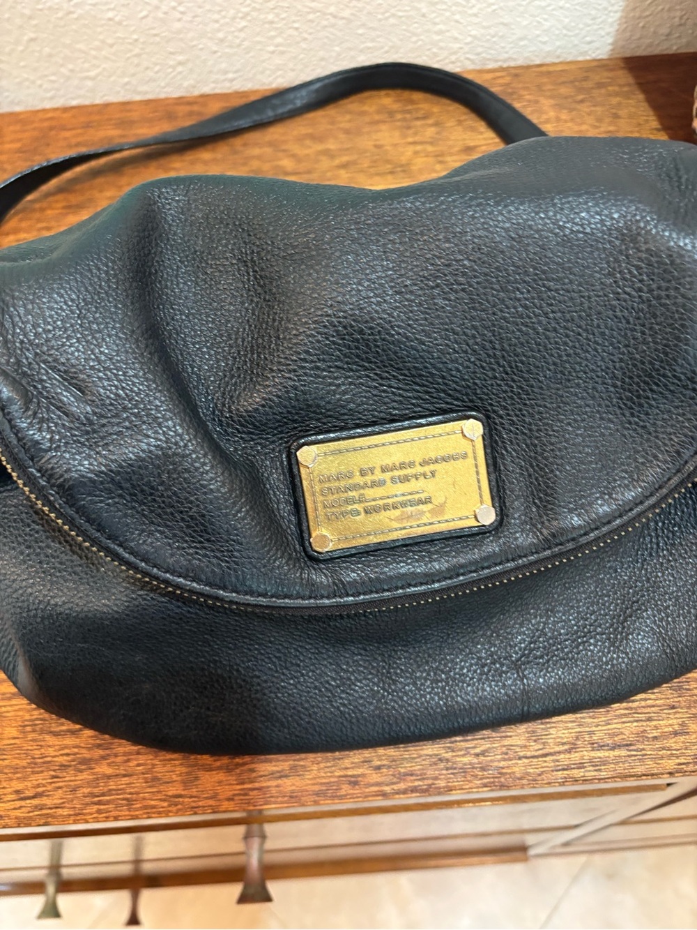 Marc by Marc Jacobs- Classic Q Natasha - Picture 2 of 15